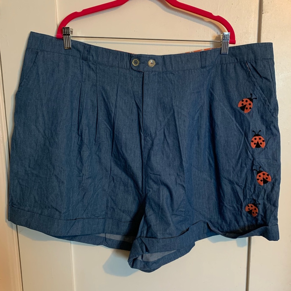 High waisted vintage style ladybug shorts - Picture 6 of 10